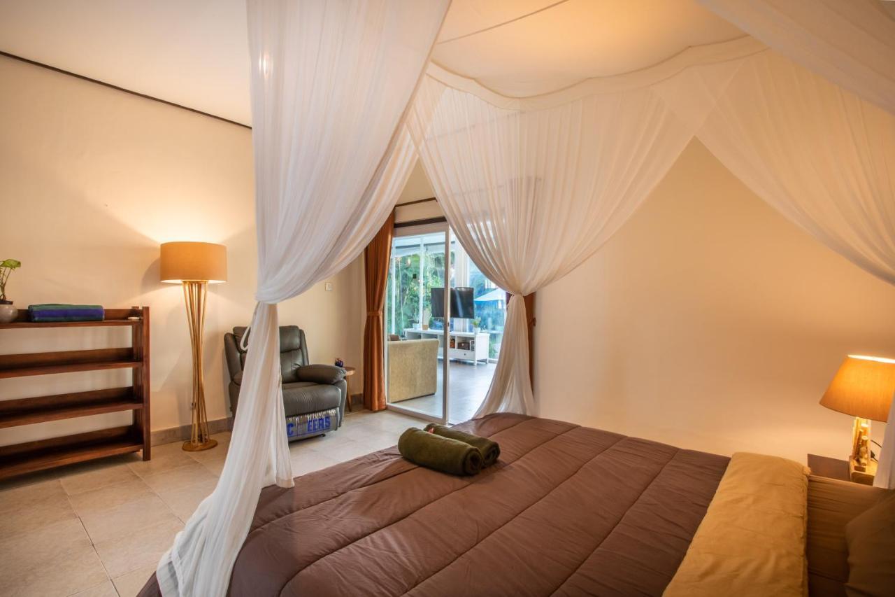 Villa Janitra Seminyak  Ngoại thất bức ảnh