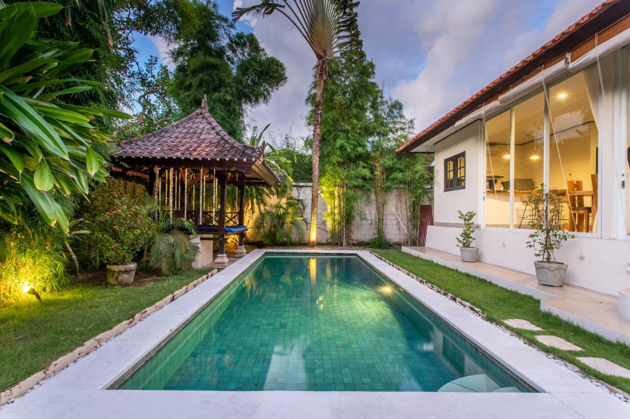 Villa Janitra Seminyak  Ngoại thất bức ảnh